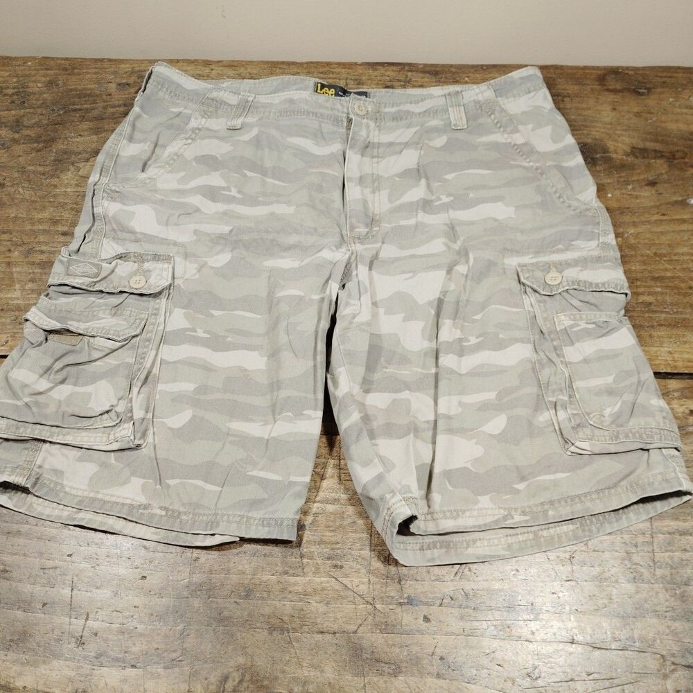 Lee Cargo Shorts Mens 38 Camo Army Military Work Utility Pockets